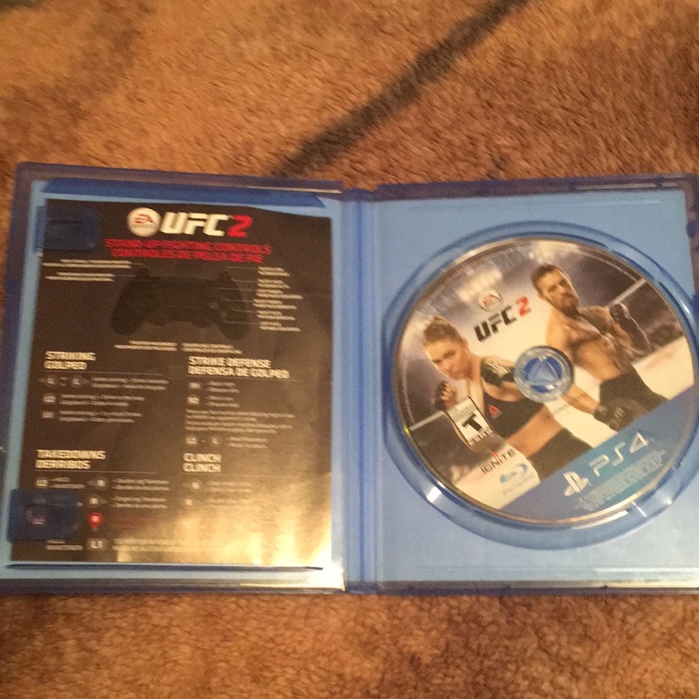 PS4 game - Picture 4 of 5